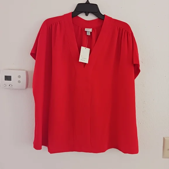 A New Day Short Sleeve V-Neck Shirt - Picture 2 of 7